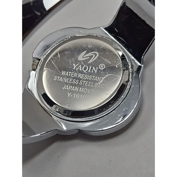 Yaqin Clover Crystal Bangle Watch Silver MOP Dial Quartz New Battery Ladies Gift - Picture 10 of 10